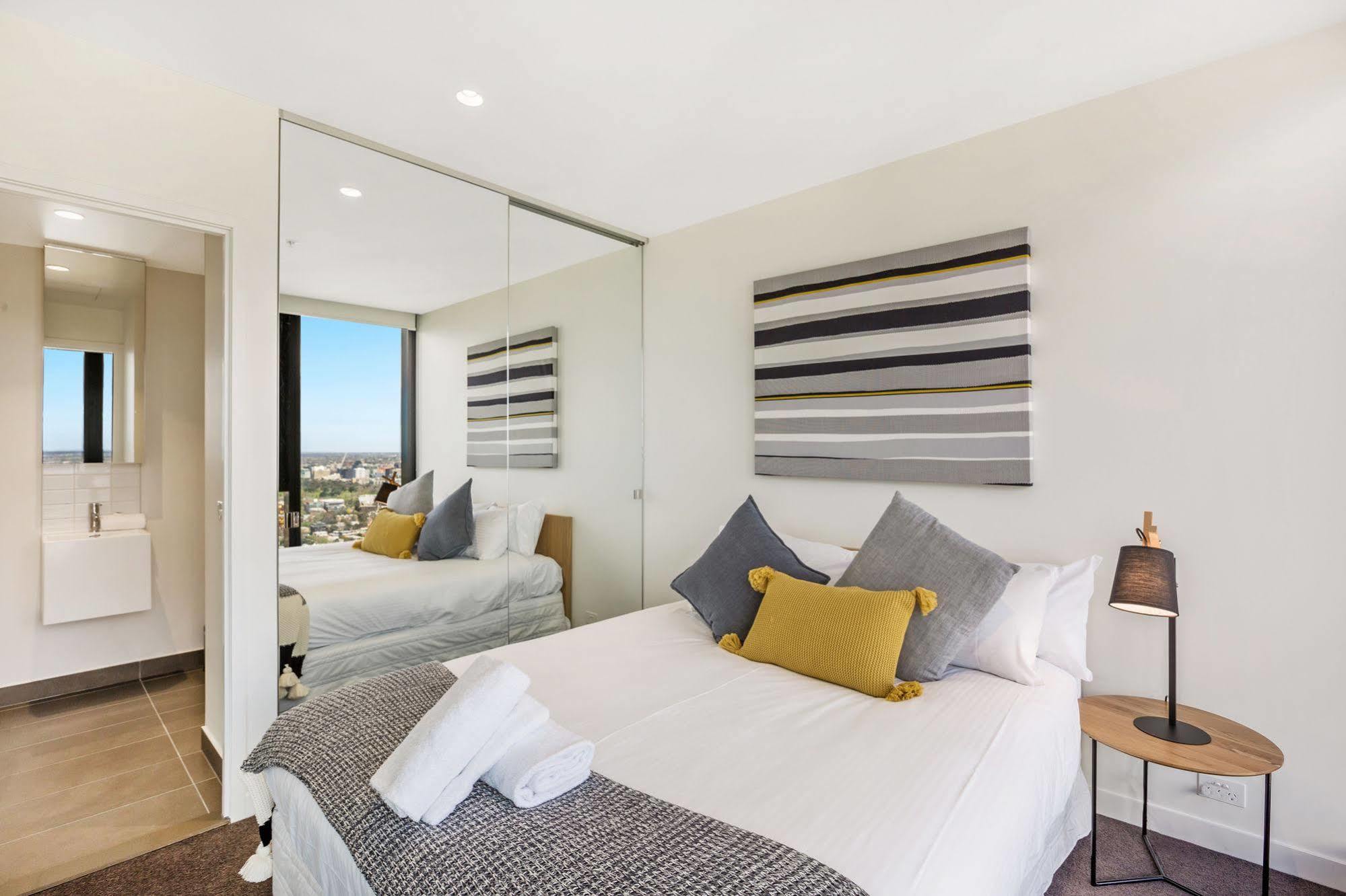Serviced Apartments Melbourne - Platinum Exteriör bild